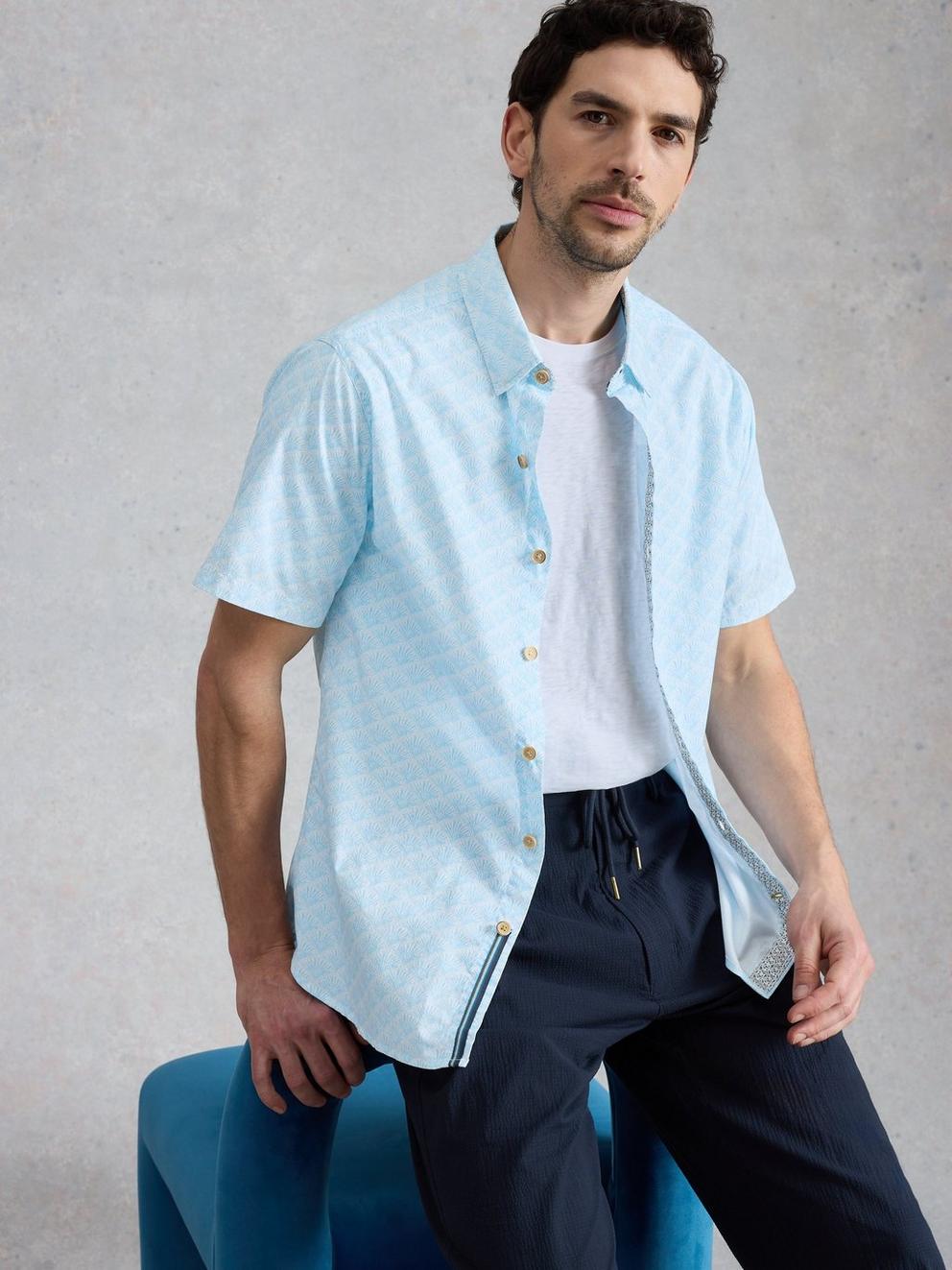 Salcombe SS Shell Print Shirt in BLUE PR - LIFESTYLE