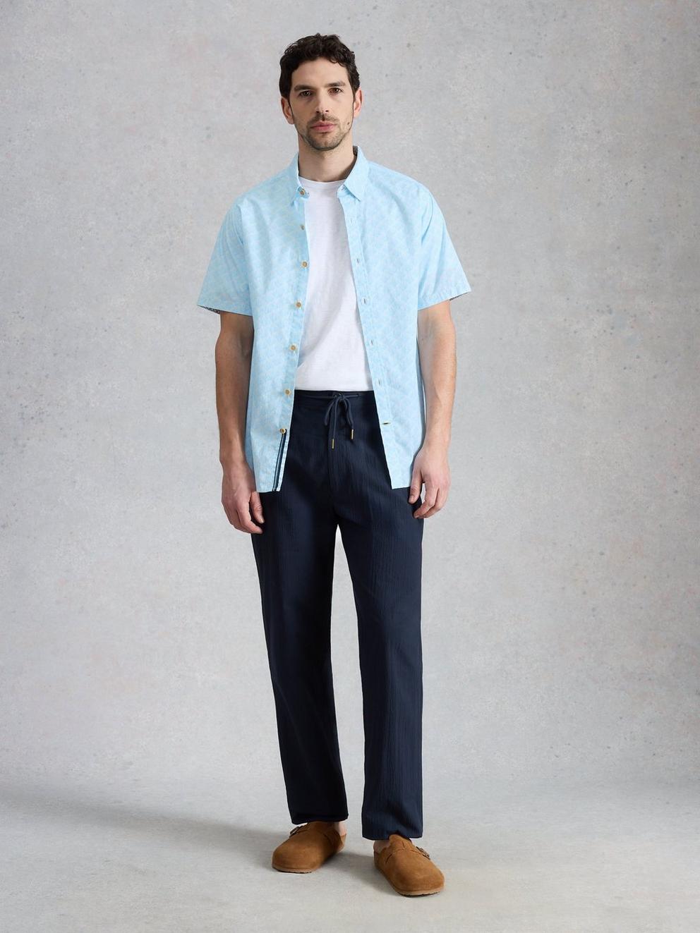Salcombe SS Shell Print Shirt in BLUE PR - MODEL FRONT