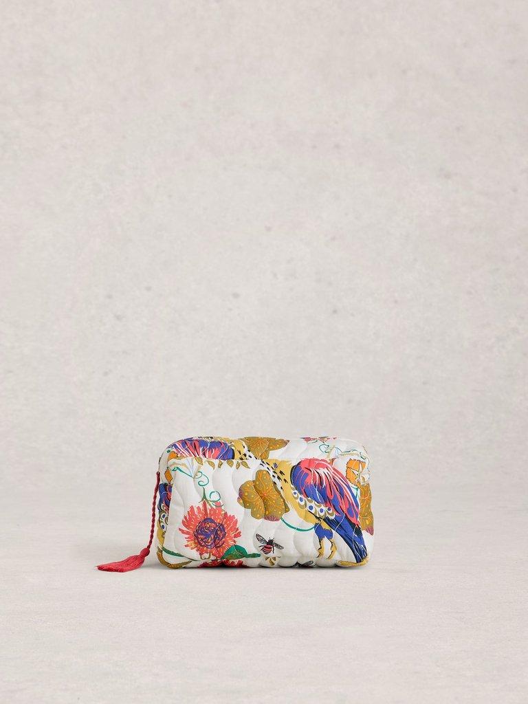 Shelby Quilted Zip Wash Bag in IVORY PR - LIFESTYLE