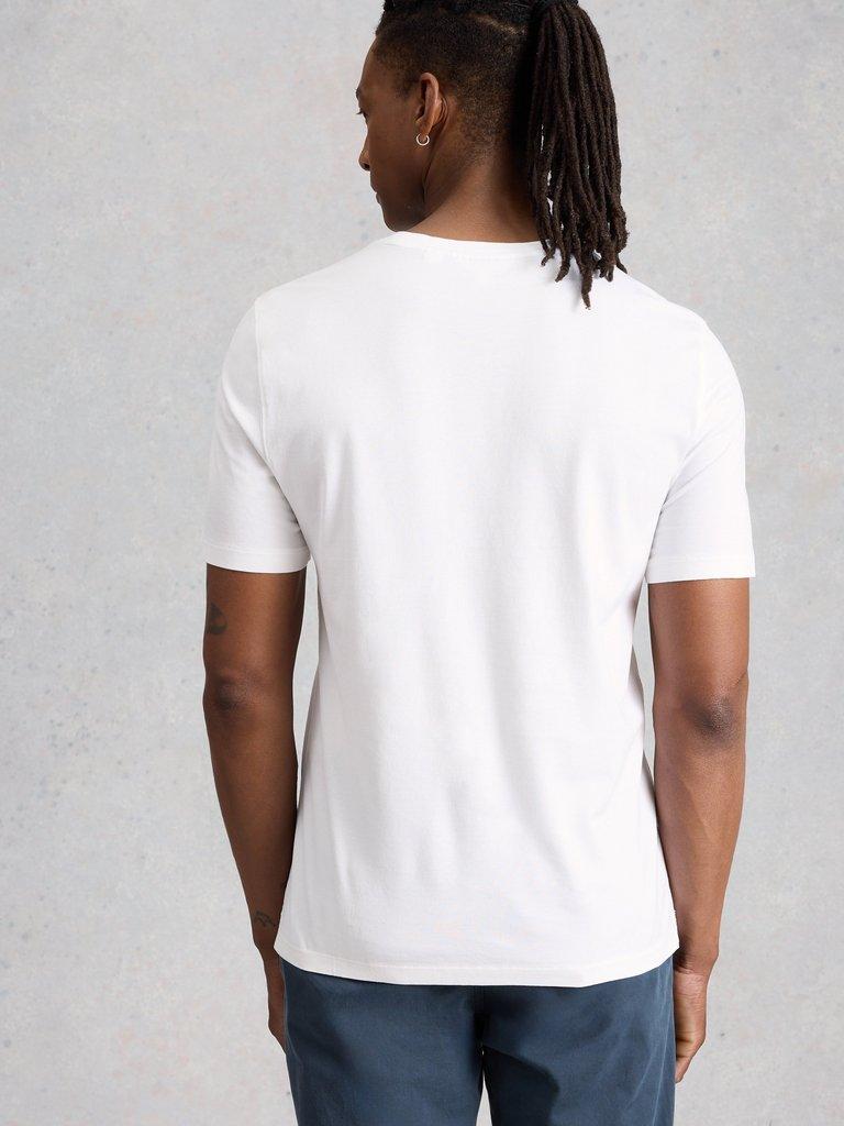 Skipton Smart Tee in BRIL WHITE - MODEL BACK
