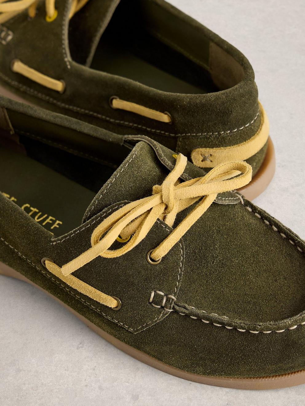 Boat Lace Up Shoe in KHAKI GRN - FLAT DETAIL