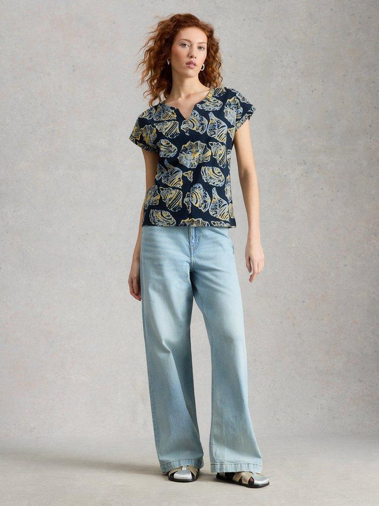 NELLY PRINT NOTCH NECK TEE in NAVY PR - MODEL FRONT