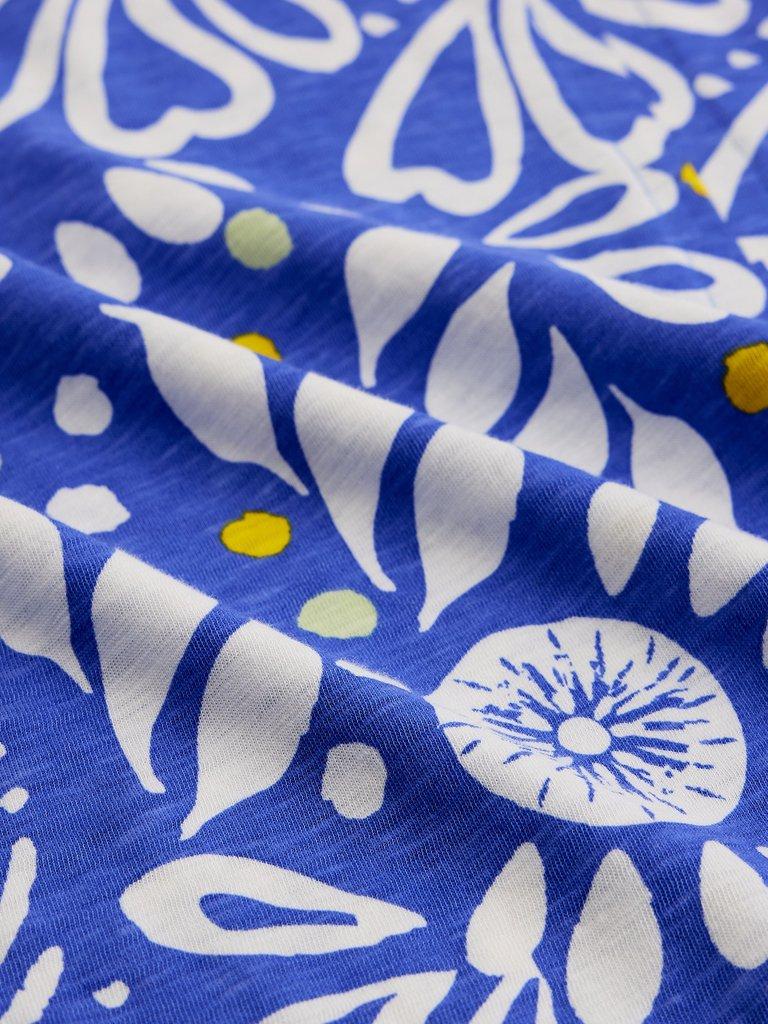 NELLY NOTCH NECK TEE in BRT BLUE - FLAT DETAIL