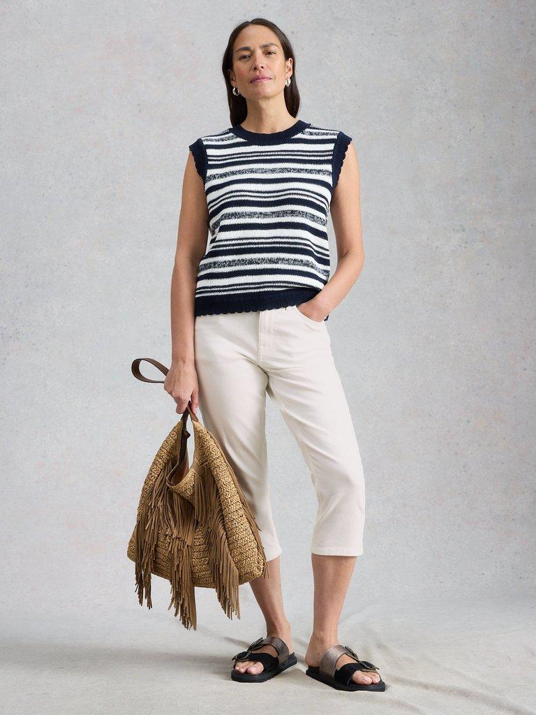 Blake Capri Jean in BRIL WHITE - MODEL FRONT