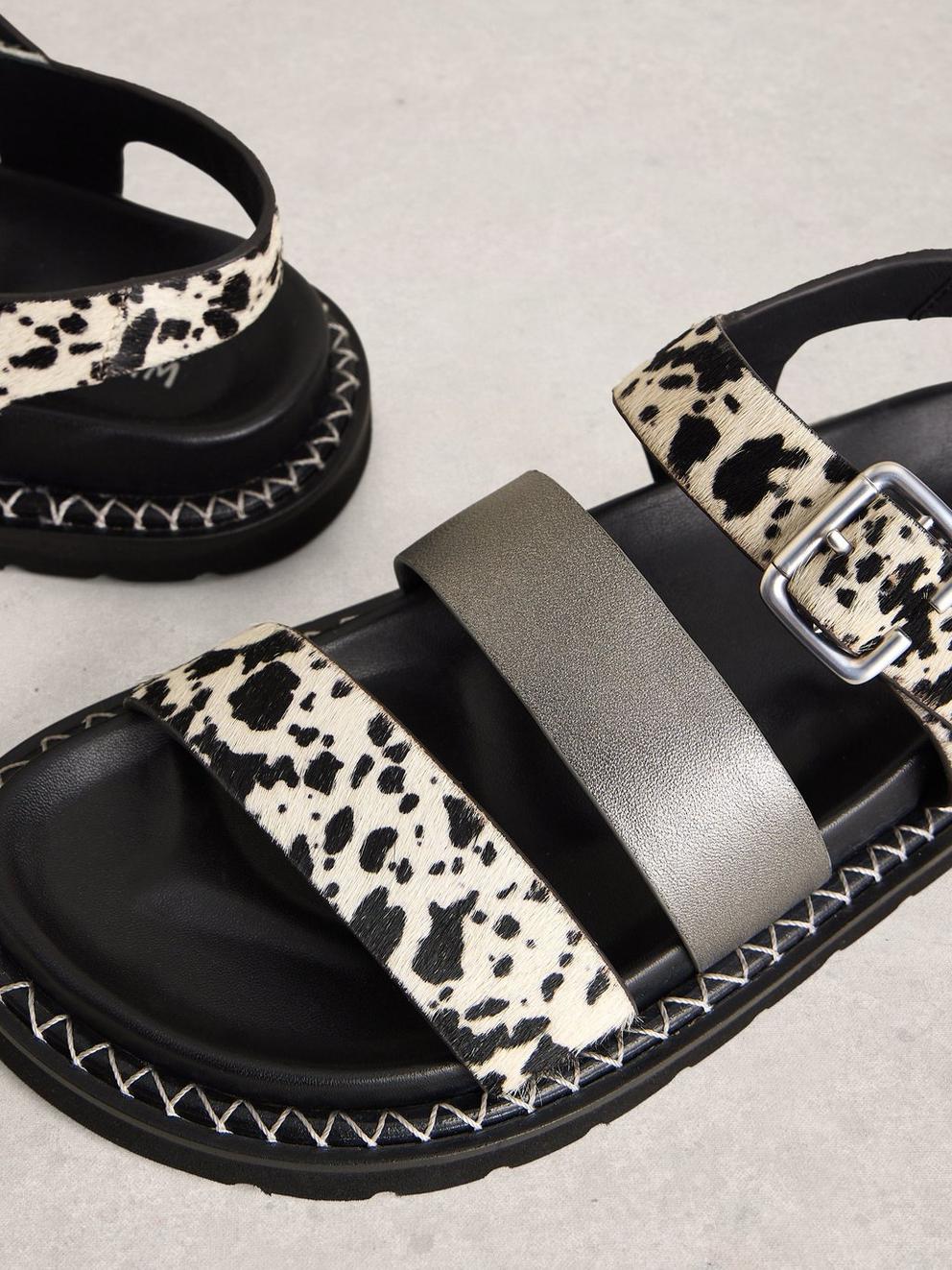 Becky Footbed Sandal in BLK MLT - FLAT DETAIL