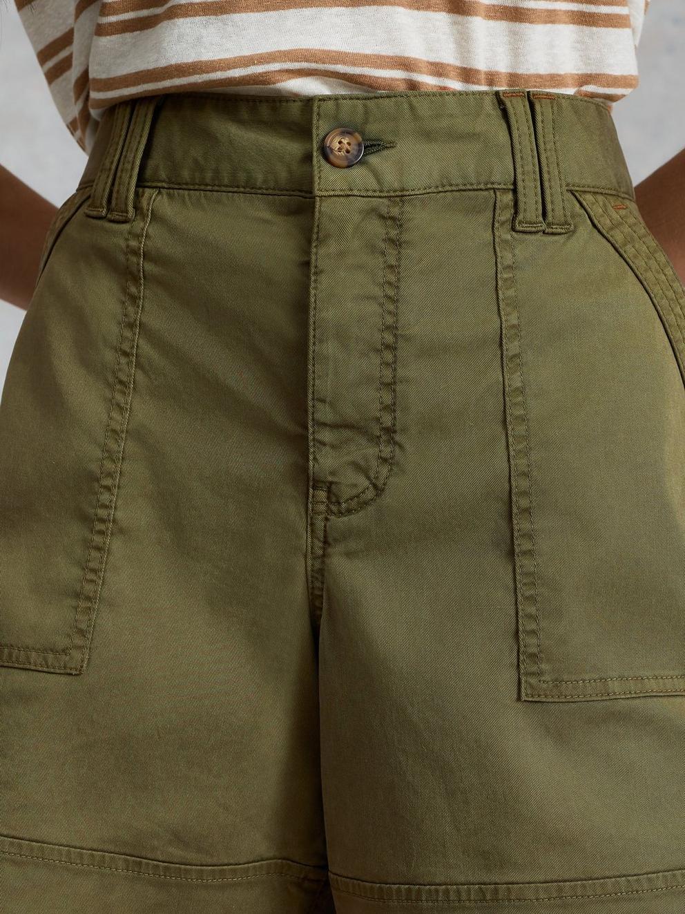 Gabby Combat Short in KHAKI GRN - MODEL DETAIL