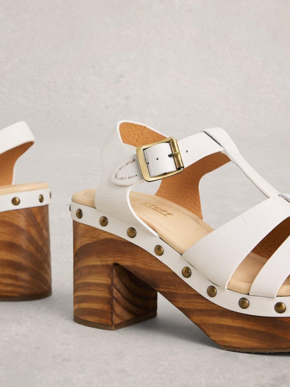 Phoebe Fisherman Clogs in PALE IVORY - FLAT DETAIL