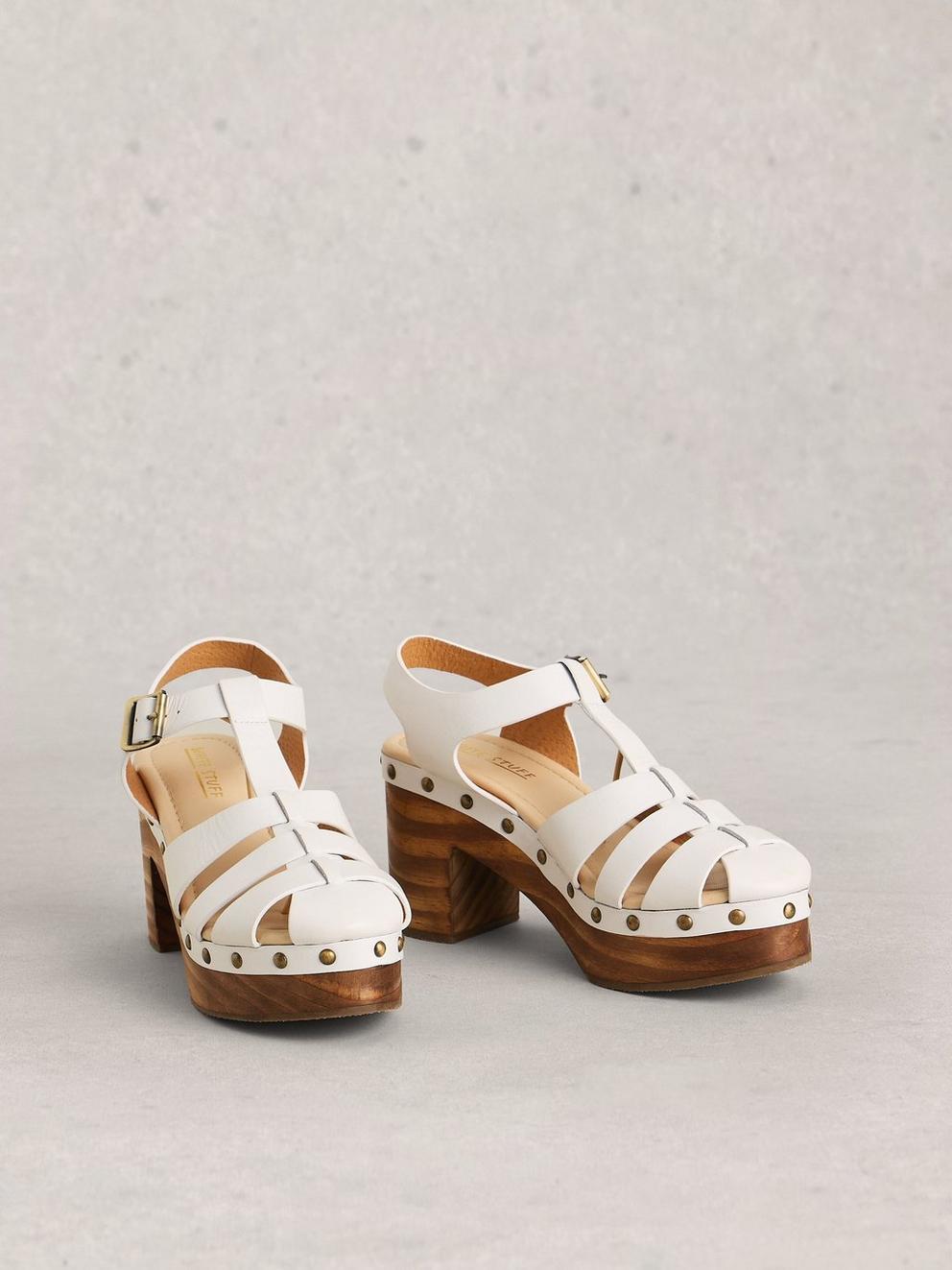 Phoebe Fisherman Clogs in PALE IVORY - FLAT FRONT