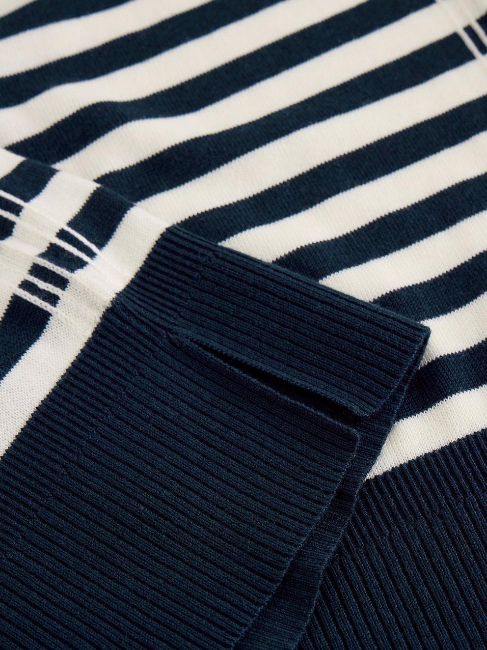 OSCAR KNIT TUNIC in NAVY MULTI - FLAT DETAIL