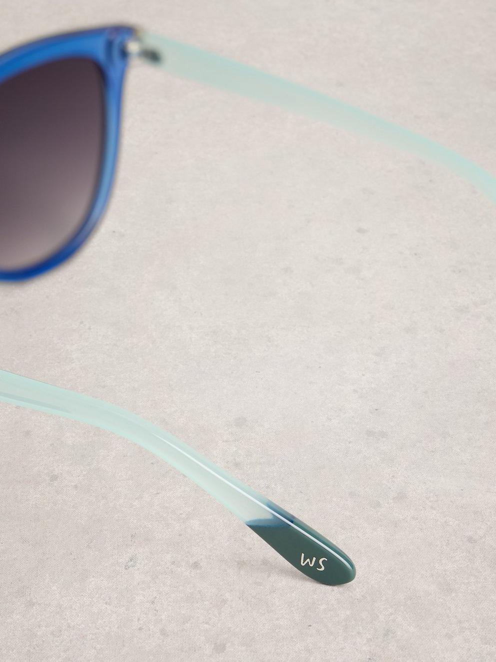 Cat Eye Style Sunglasses in BRT BLUE - FLAT DETAIL