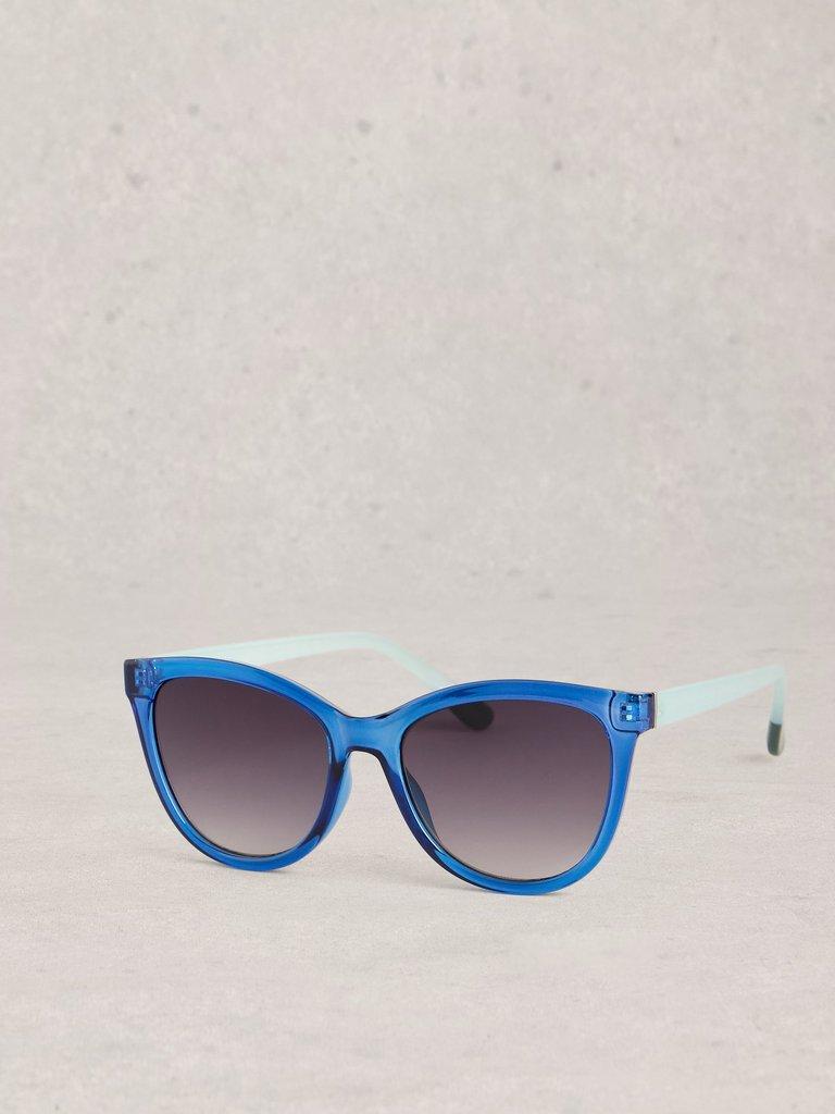 Cat Eye Style Sunglasses in BRT BLUE - LIFESTYLE
