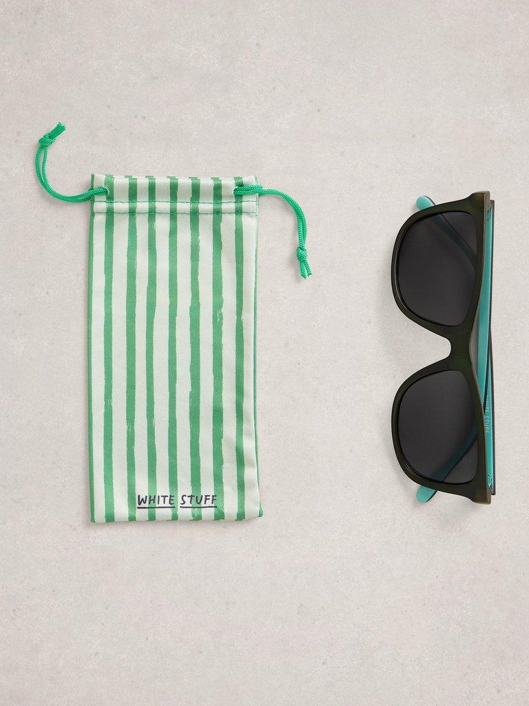 Wayfarer Sunglasses in PURE BLK - FLAT FRONT