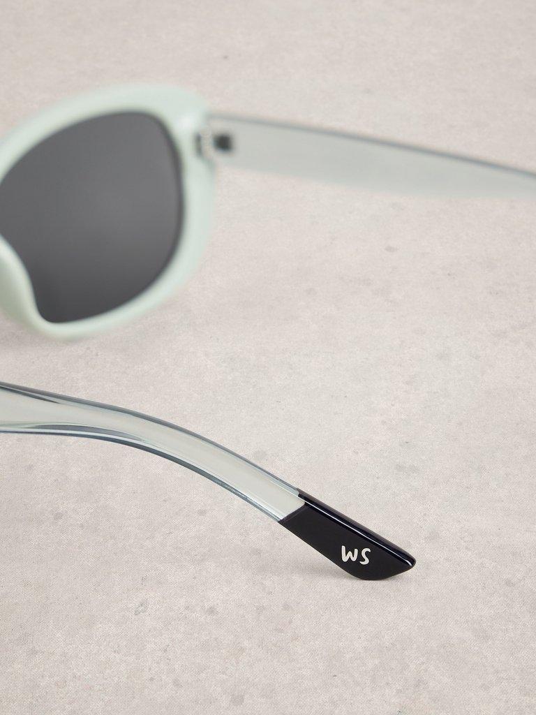 Slim Square Sunglasses in LGT BLUE - FLAT DETAIL