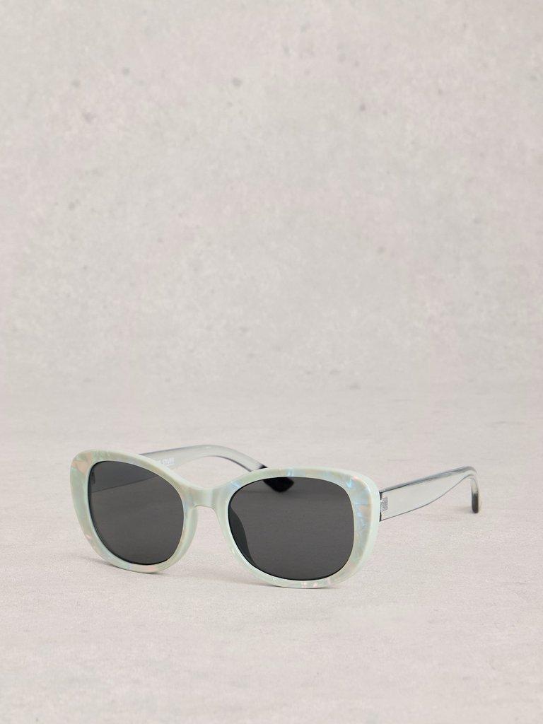 Slim Square Sunglasses in LGT BLUE - LIFESTYLE