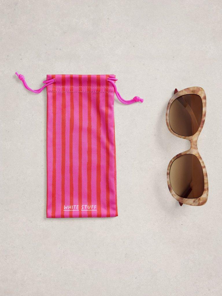 Slim Square Sunglasses in NAT MLT - FLAT FRONT