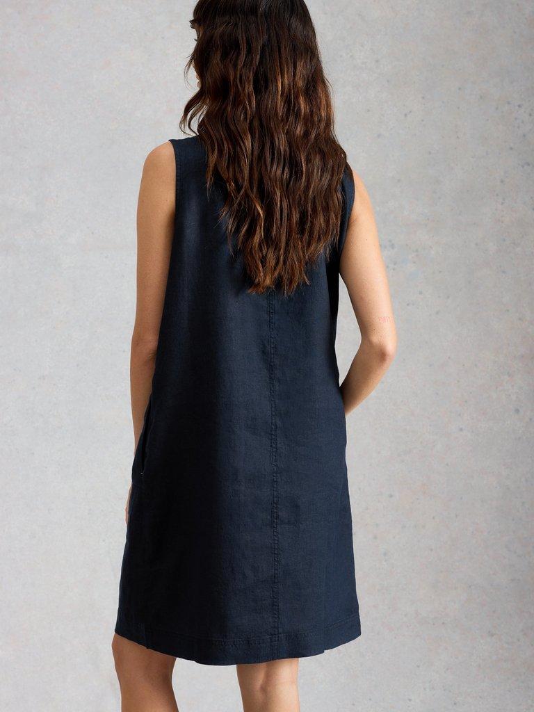 Millie Linen Shift Dress in DARK NAVY - MODEL BACK