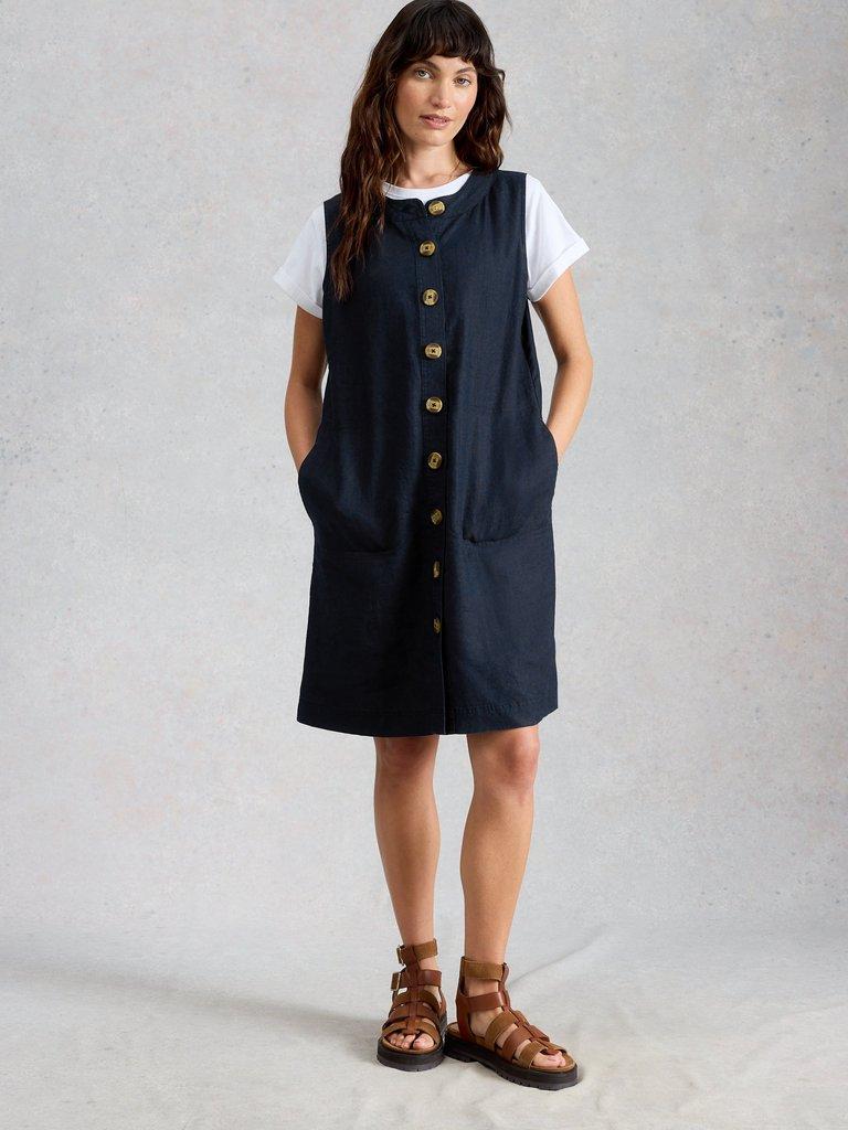 Millie Linen Shift Dress in DARK NAVY - MODEL FRONT