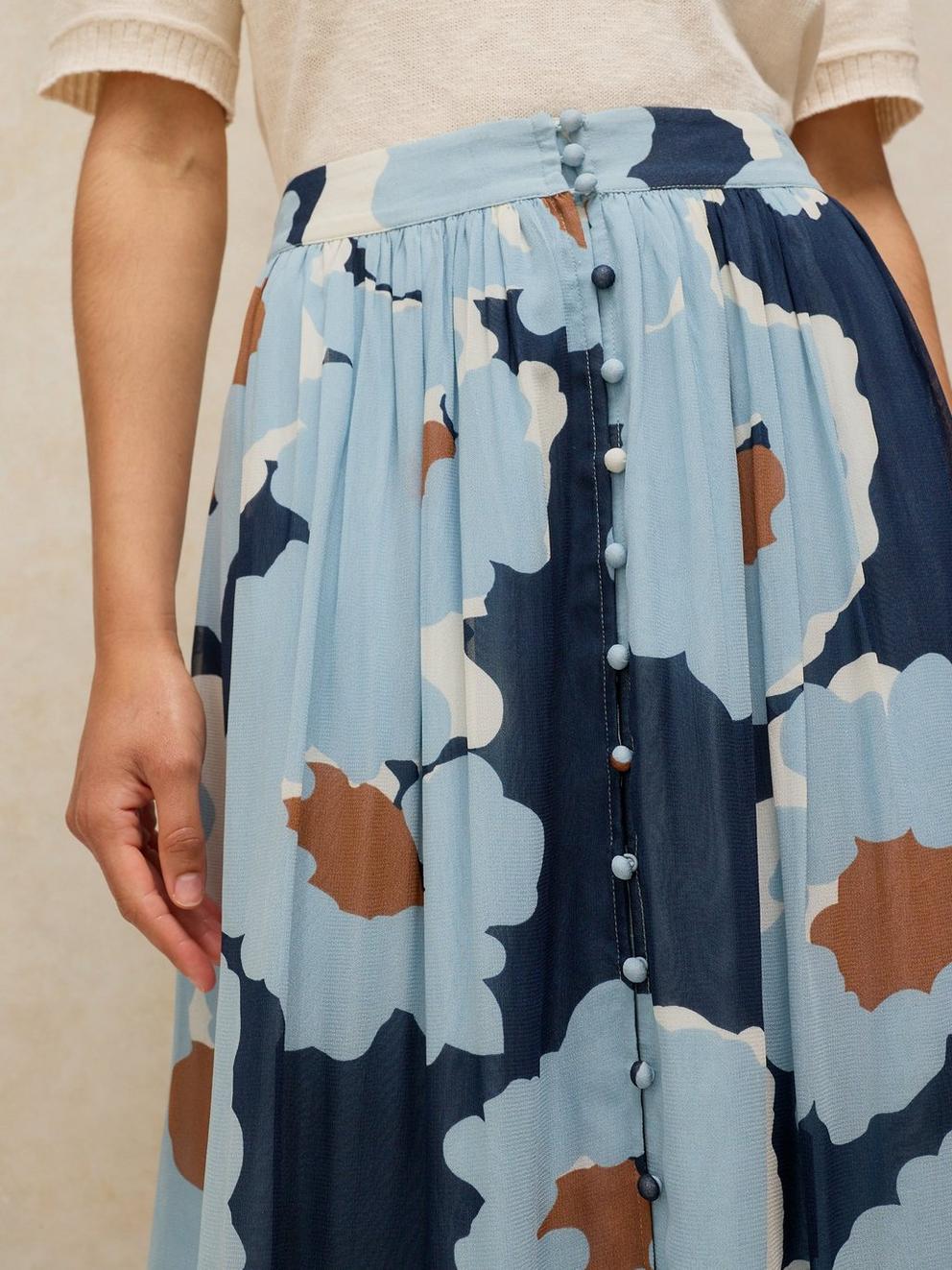 LEELA MAXI SKIRT in BLUE MLT - MODEL DETAIL