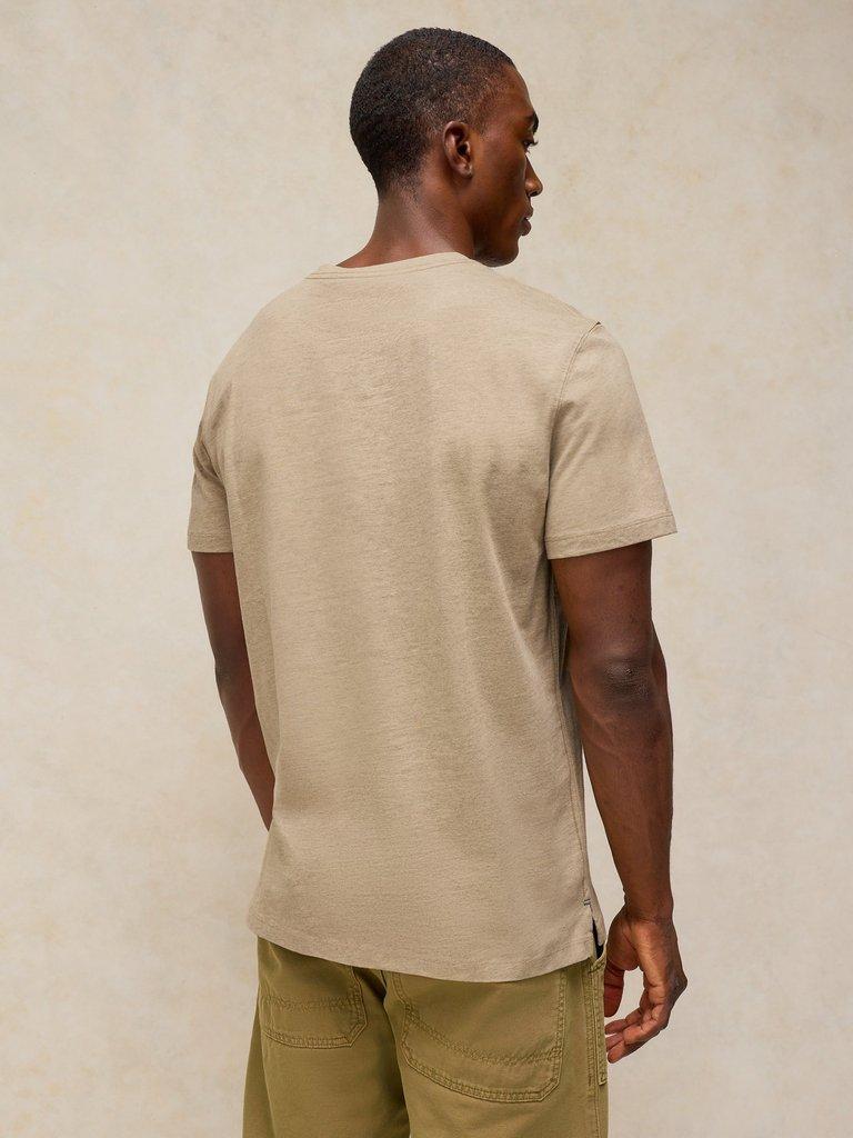 ABERSOCH EMBROIDERED TEE in NAT MLT - MODEL BACK