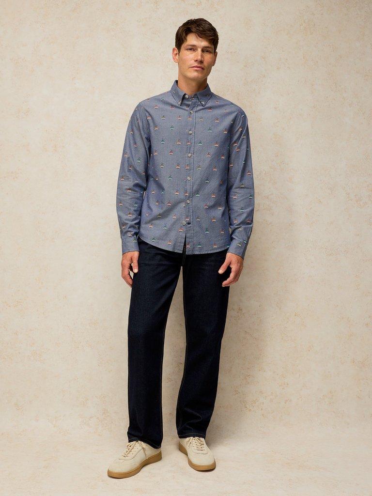 BRUTON OXFORD SHIRT in NAVY PR - MODEL FRONT