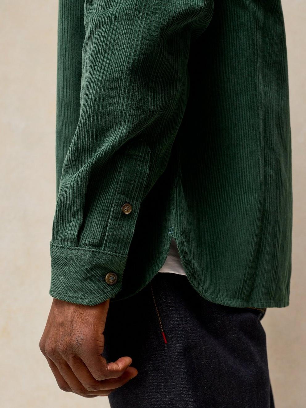 GRIFFIN CORD SHIRT in DK GREEN - MODEL DETAIL