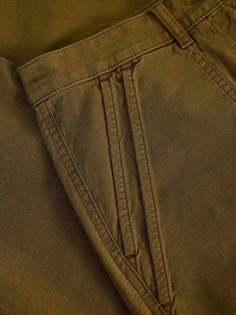 TWISTER CHINO TROUSER in KHAKI GRN - FLAT DETAIL