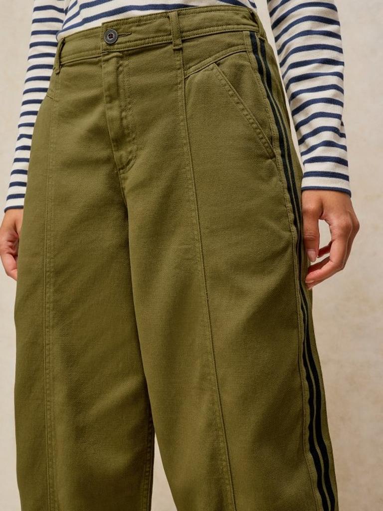ADELINE UTILITY BARREL TROUSER in KHAKI GRN - MODEL DETAIL