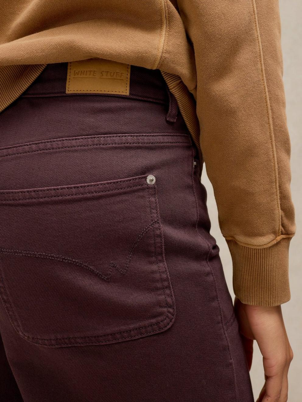 TIA WIDE LEG CROP JEAN in DK BROWN - MODEL DETAIL