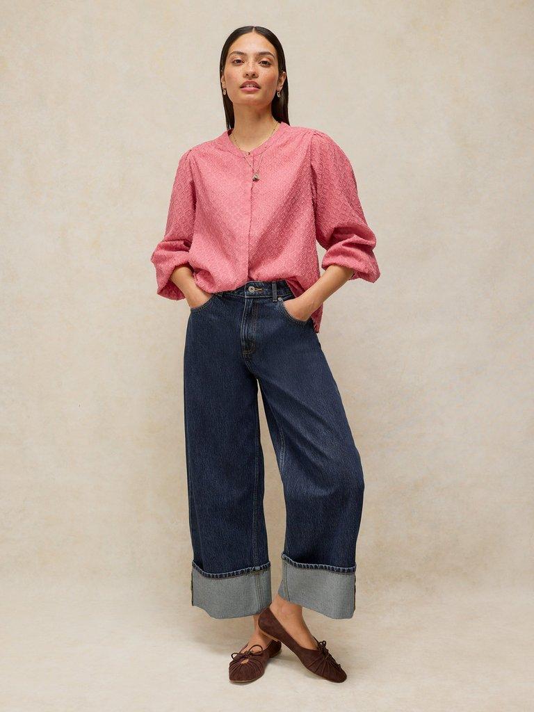 BAILEY STRAIGHT TURN UP JEANS in DK DENIM - MODEL FRONT