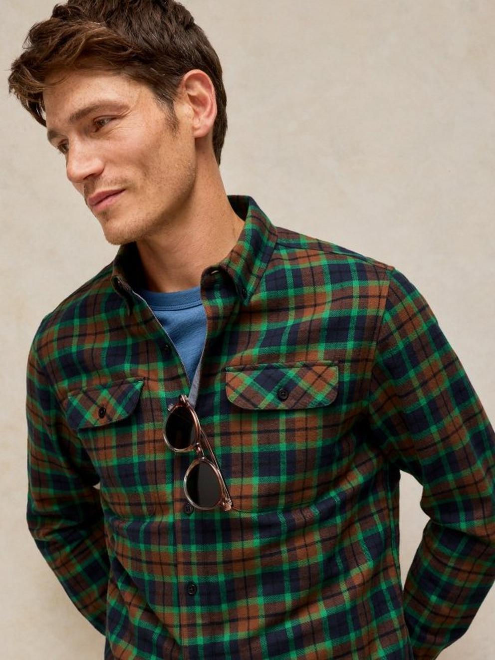 HEYWOOD CHECK SHIRT in NAVY MULTI - MODEL DETAIL