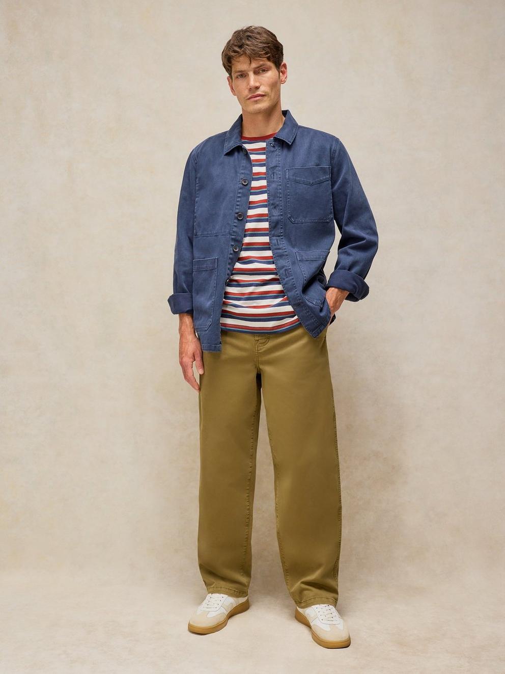 WALKER WIDE LEG TROUSER in DK CHART - MODEL FRONT