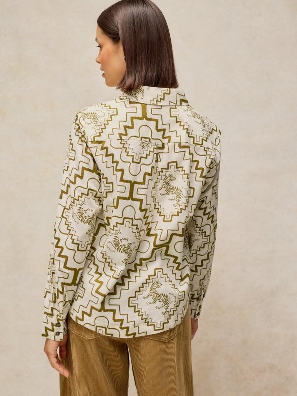 LIBBY ORGANIC COTTON SHIRT in IVORY PR - MODEL BACK