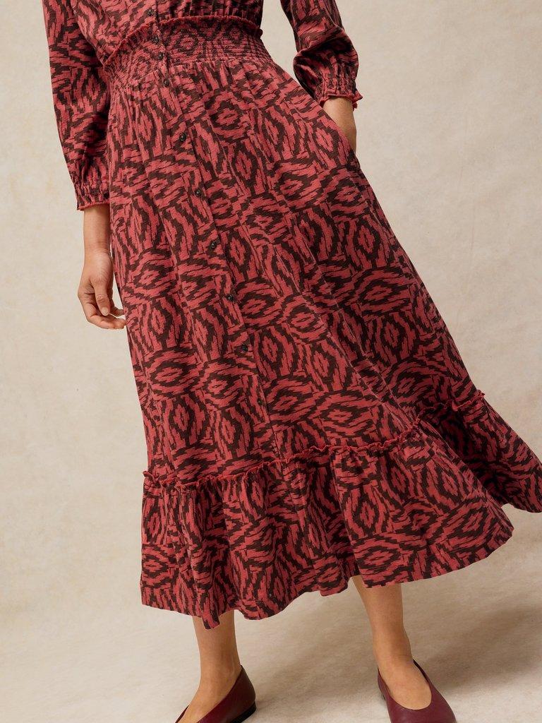 JONIE SHIRRED DRESS in PLUM PR - MODEL DETAIL