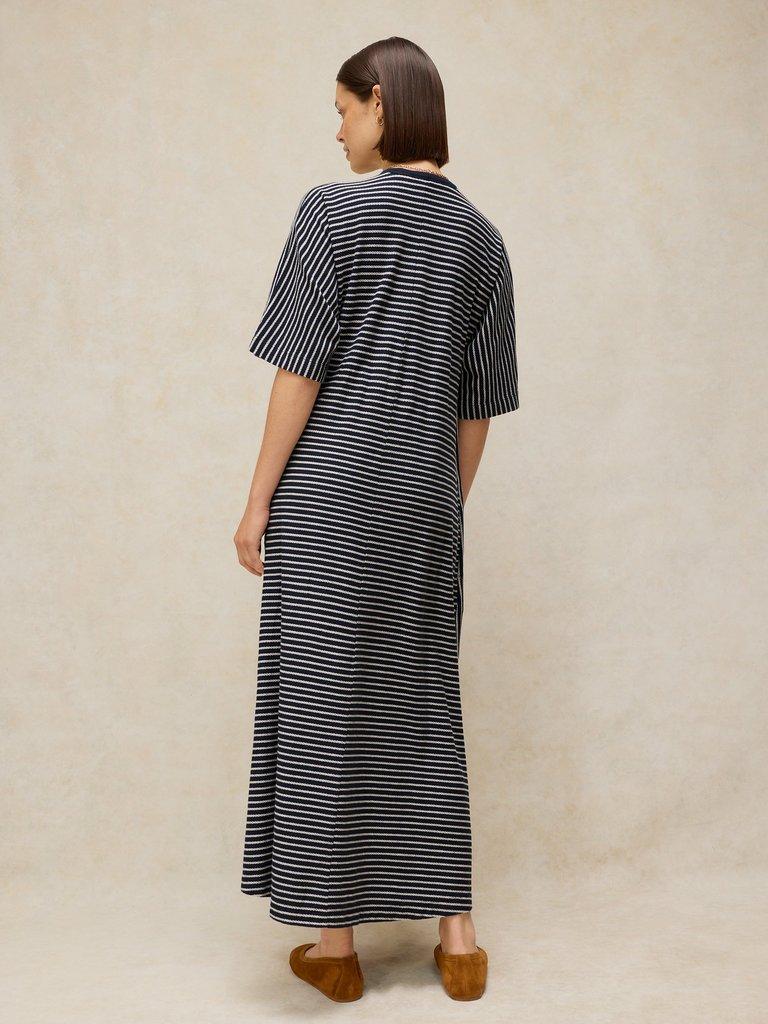 TIERNEY JERSEY TSHIRT DRESS in NAVY MULTI - MODEL BACK