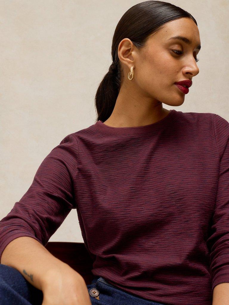 CLARA LS TEXTURE TEE in PLUM MLT - MODEL FRONT