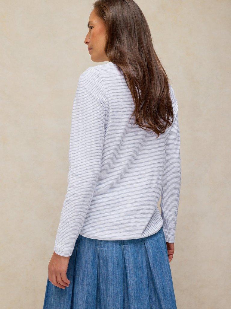 CLARA LS TEXTURE TEE in WHITE MLT - MODEL BACK