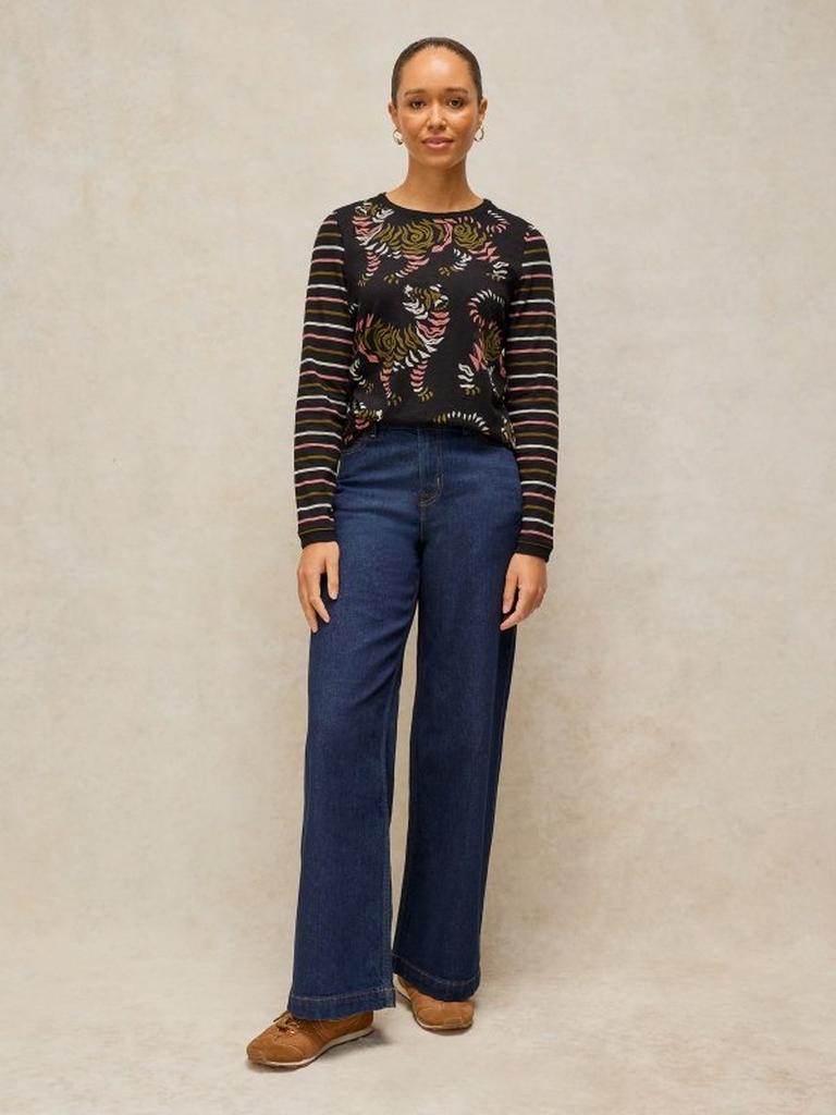 CLARA LS TEE in BLK PR - MODEL FRONT