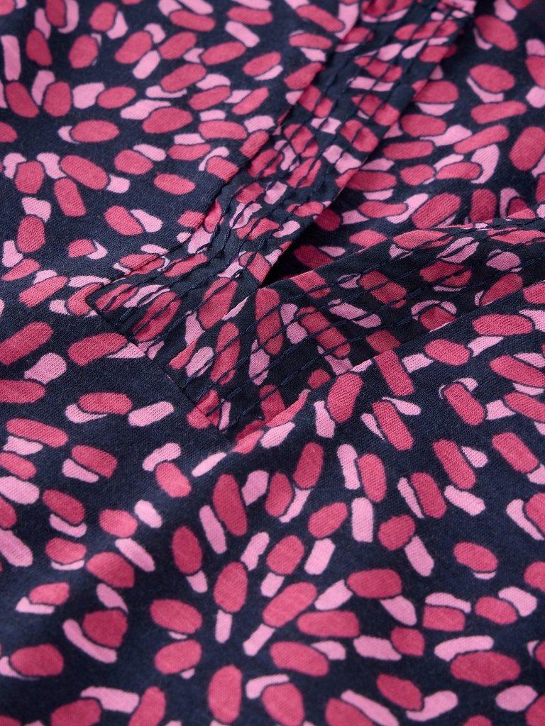 WEAVER NOTCH NECK TEE in PINK PR - FLAT DETAIL