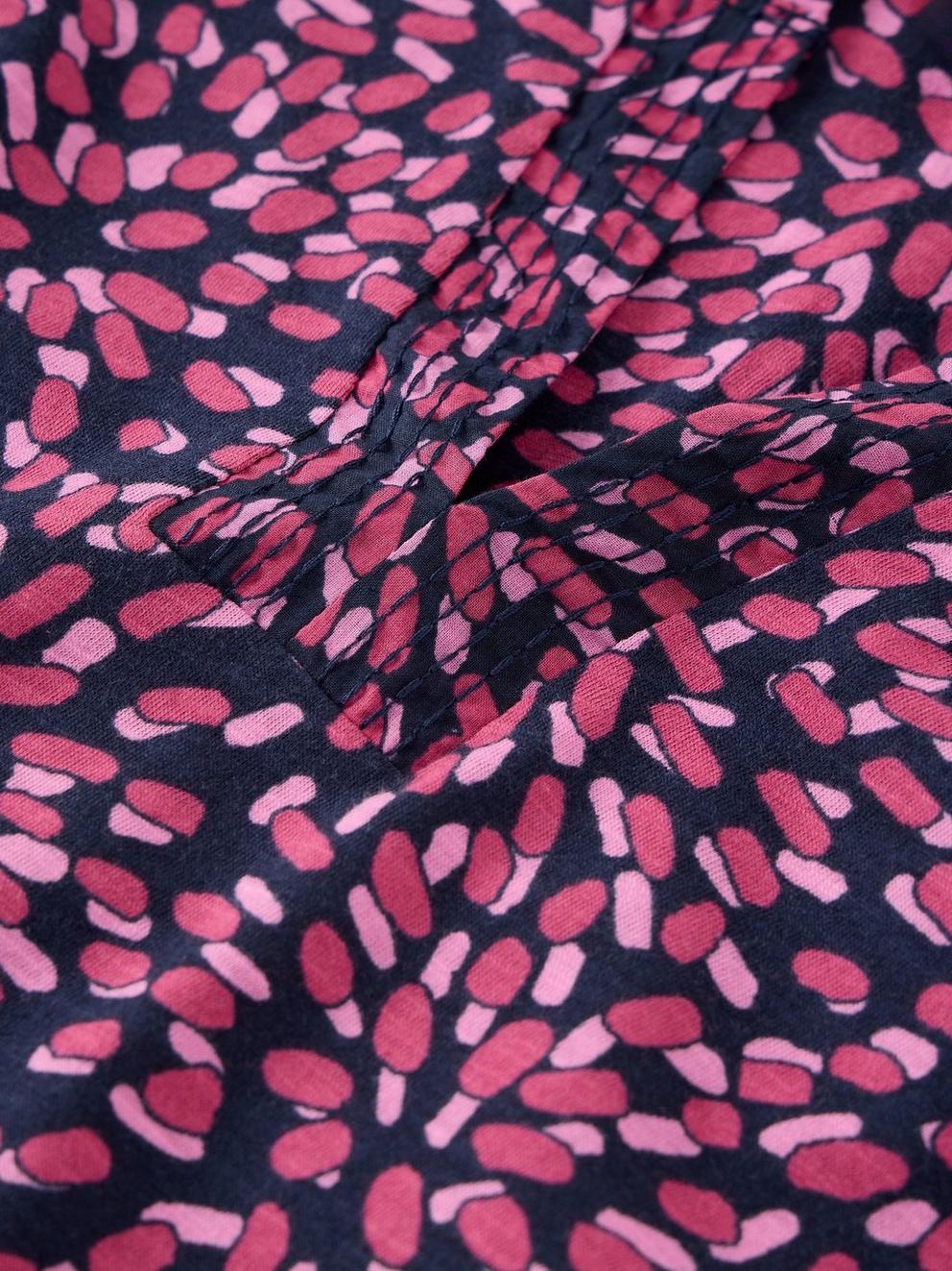 WEAVER NOTCH NECK TEE in PINK PR - FLAT DETAIL