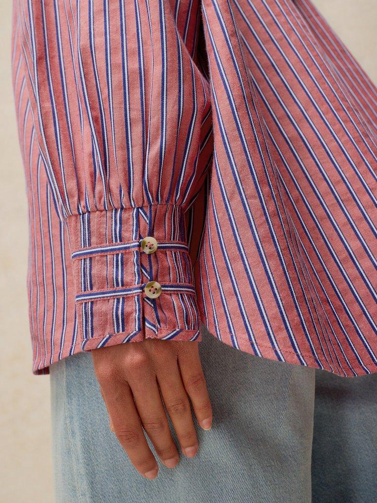 RAYA POP OVER SHIRT in PINK MLT - MODEL DETAIL