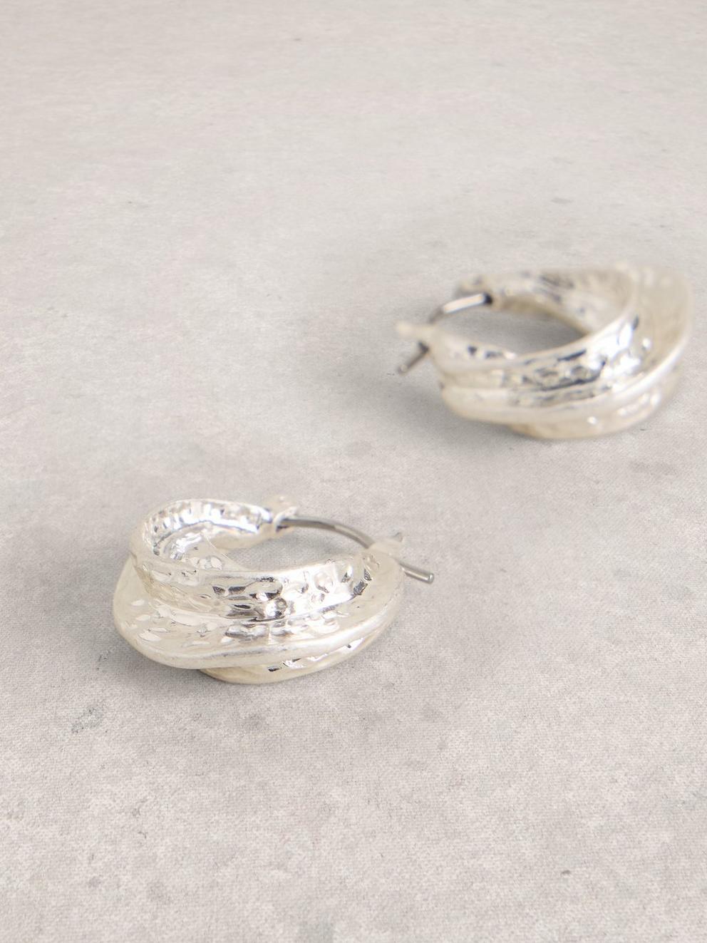 Susie Hammered Huggie Earring in SLV TN MET - FLAT DETAIL