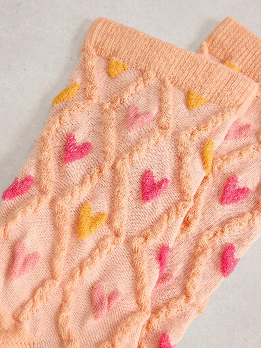 Textured Heart Ankle Sock in LGT PINK - FLAT DETAIL