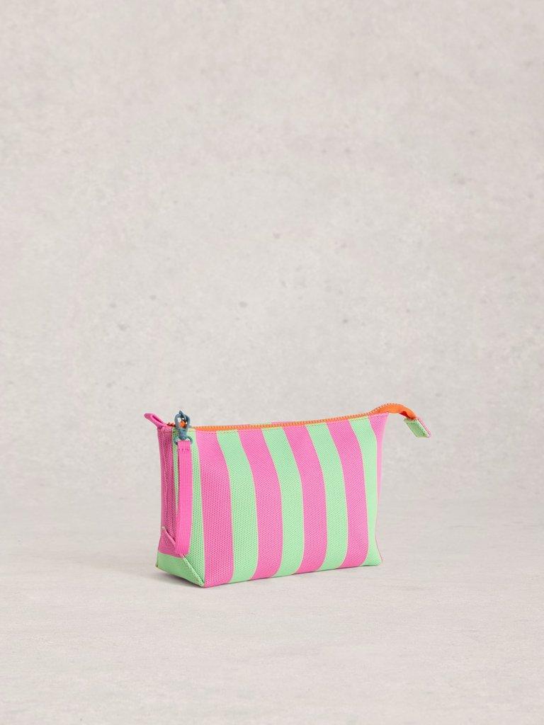 Meadow Mesh Washbag in PINK MLT - FLAT FRONT