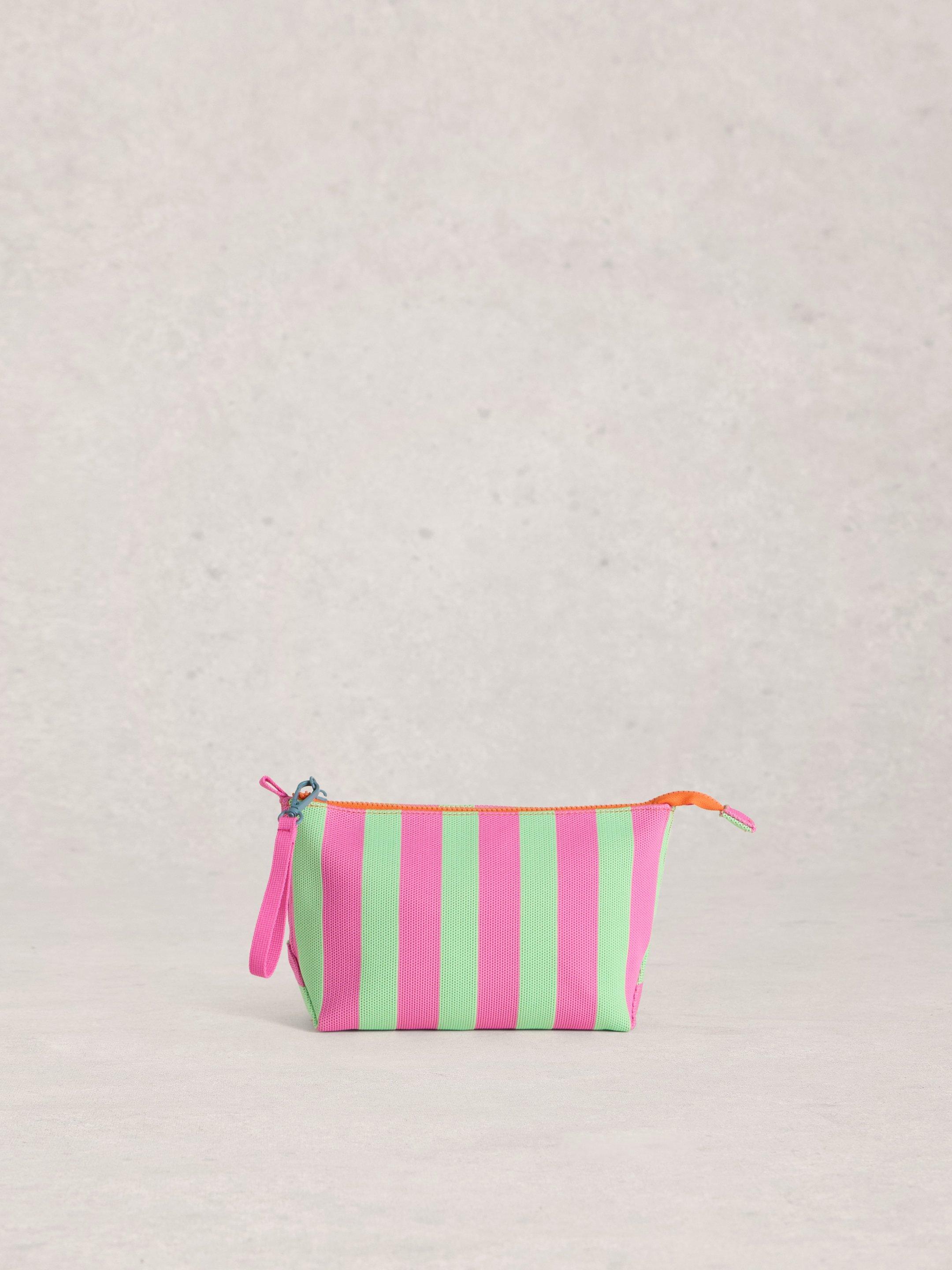 Meadow Mesh Washbag