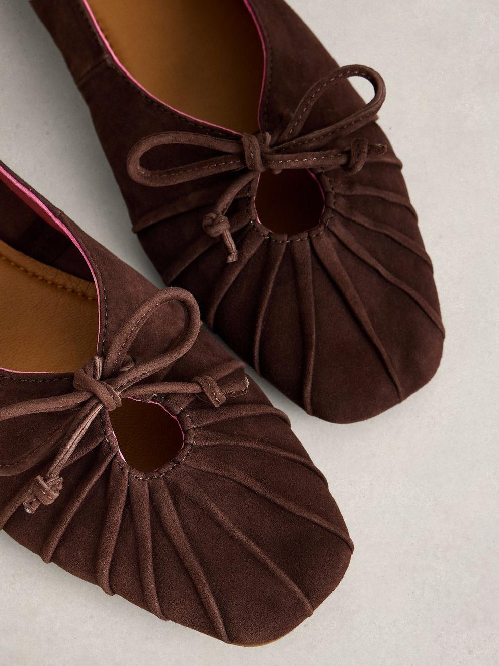 Lace Drop Back Ballerina in DK BROWN - FLAT DETAIL