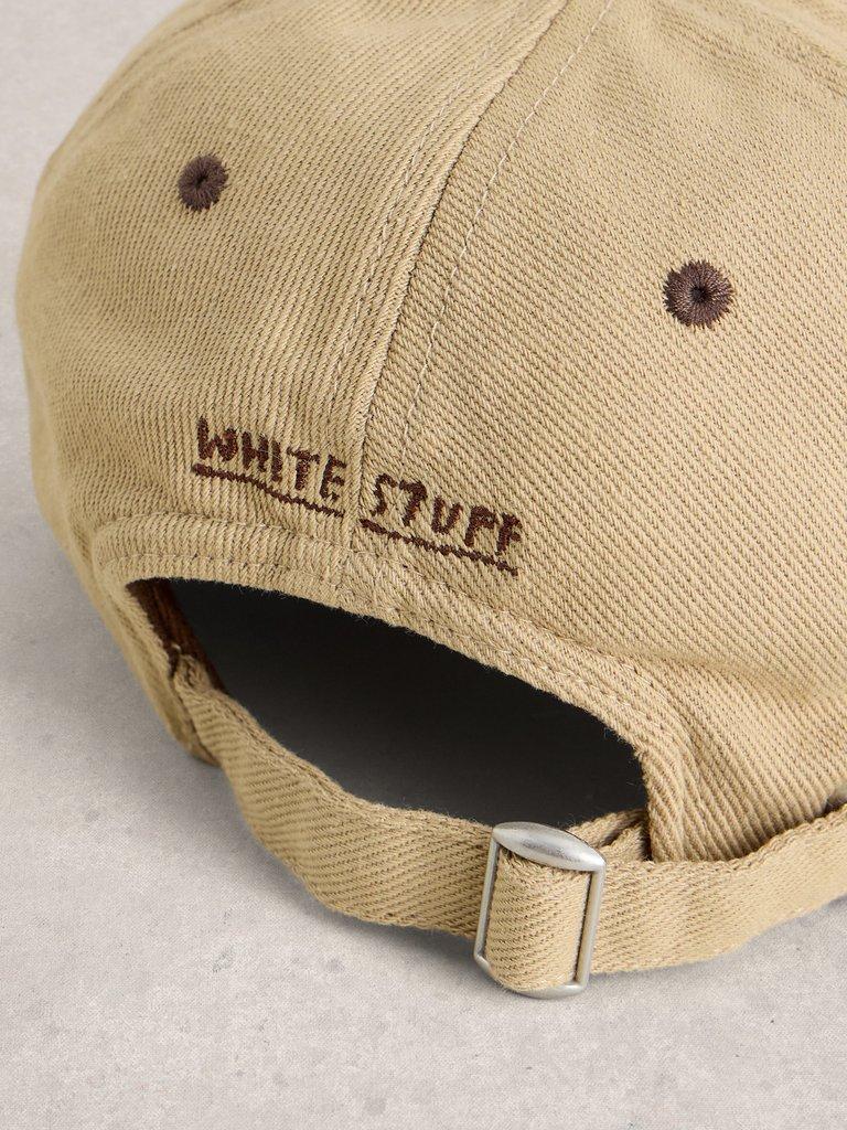 Colourblock Baseball Cap in DK NAT - FLAT DETAIL