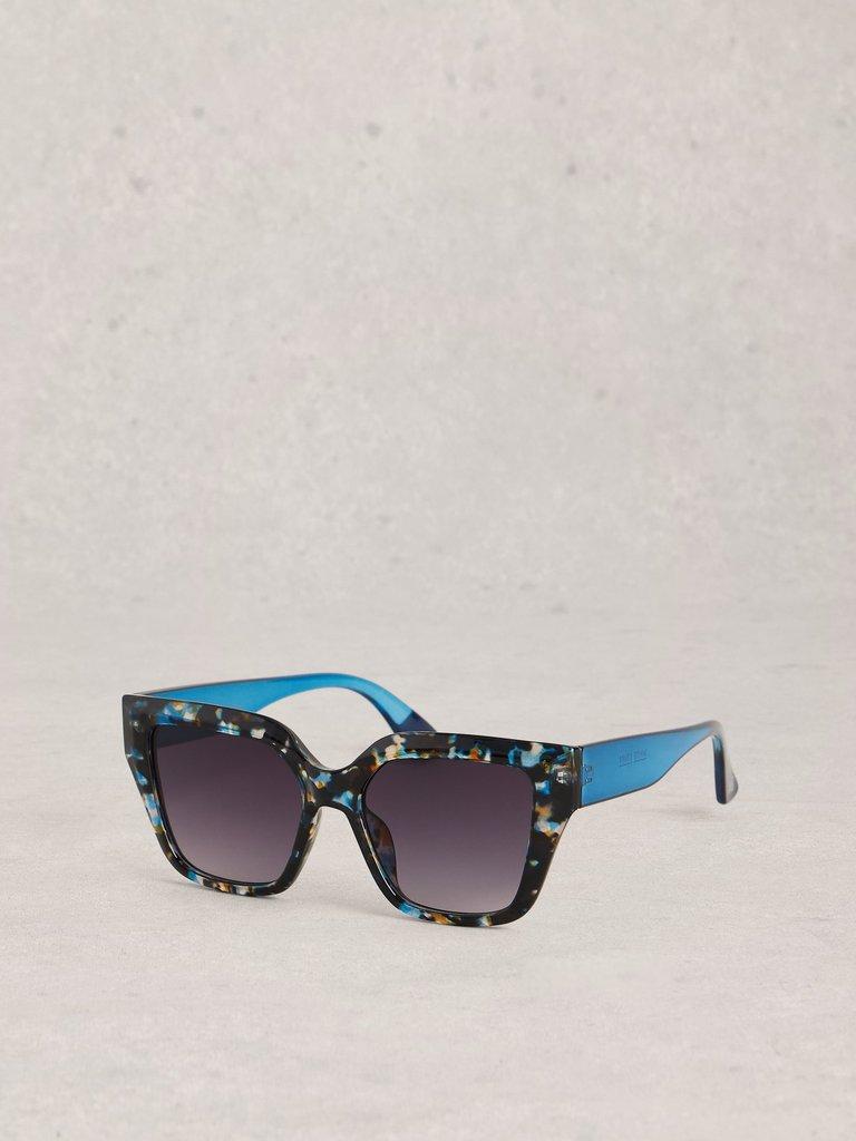 Oversized Cat Eye Sunglasses in BLUE MLT - LIFESTYLE
