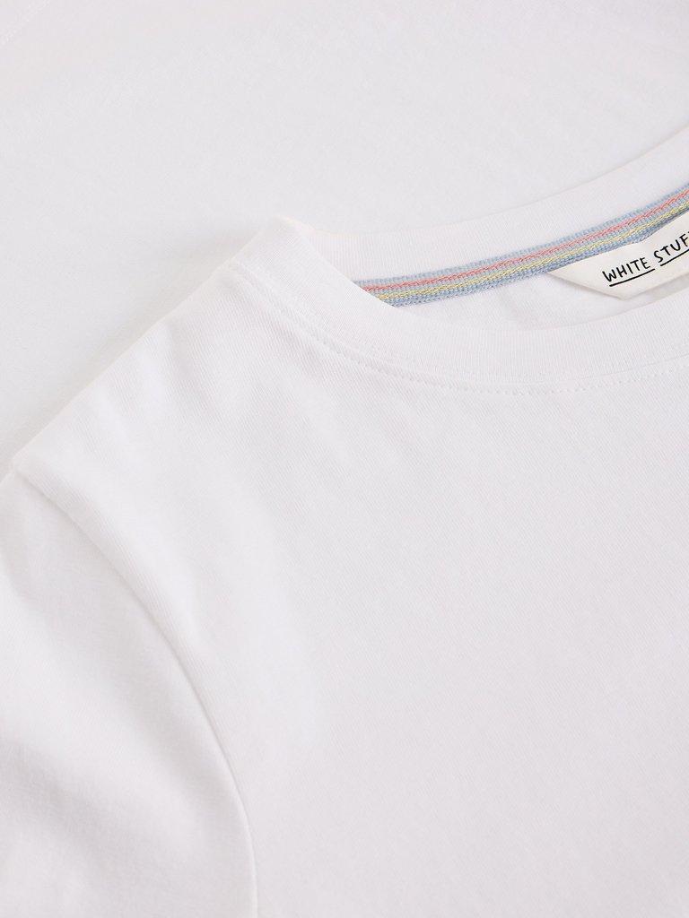 KHLOE TEE in BRIL WHITE - FLAT DETAIL