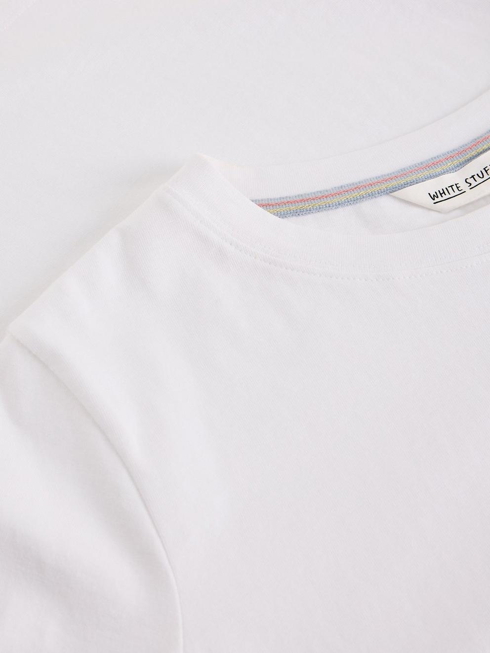 KHLOE TEE in BRIL WHITE - FLAT DETAIL