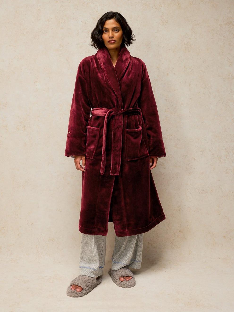 CLOVER COSY DRESSING GOWN in DK PLUM | White Stuff EU
